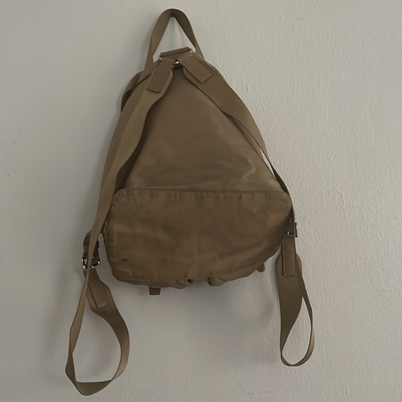 Prada mini backpack - best color - Picture 2 of 9